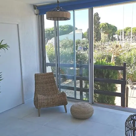Apartment Rez-de-jardin Terrasse De 100m²