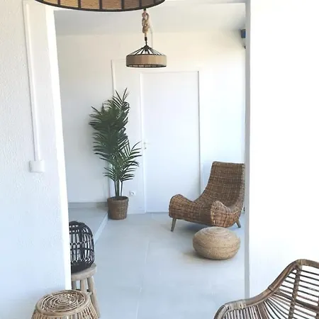 Rez-de-jardin Terrasse De 100m² * Le Grau-du-Roi