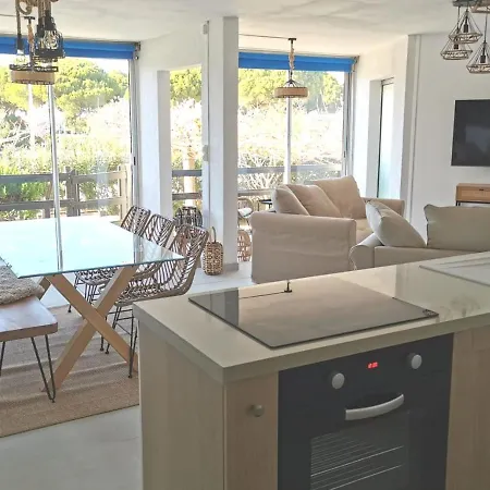 Διαμέρισμα Rez-de-jardin Terrasse De 100m²