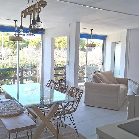 Rez-de-jardin Terrasse De 100m² Ле-Гро-дю-Руа